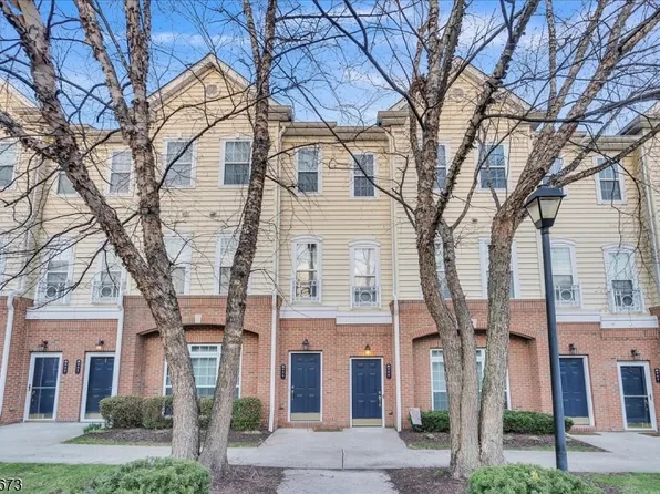 906 Memorial Dr, Belleville Twp., NJ 07109