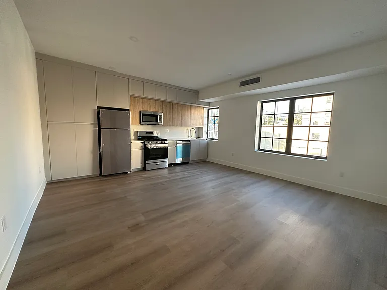 1619 Jefferson Ave #3 — Photo 11