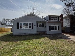 827 Headrow Ter, Hampton, VA 23666