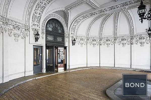 Rented by Bond New York | media 17