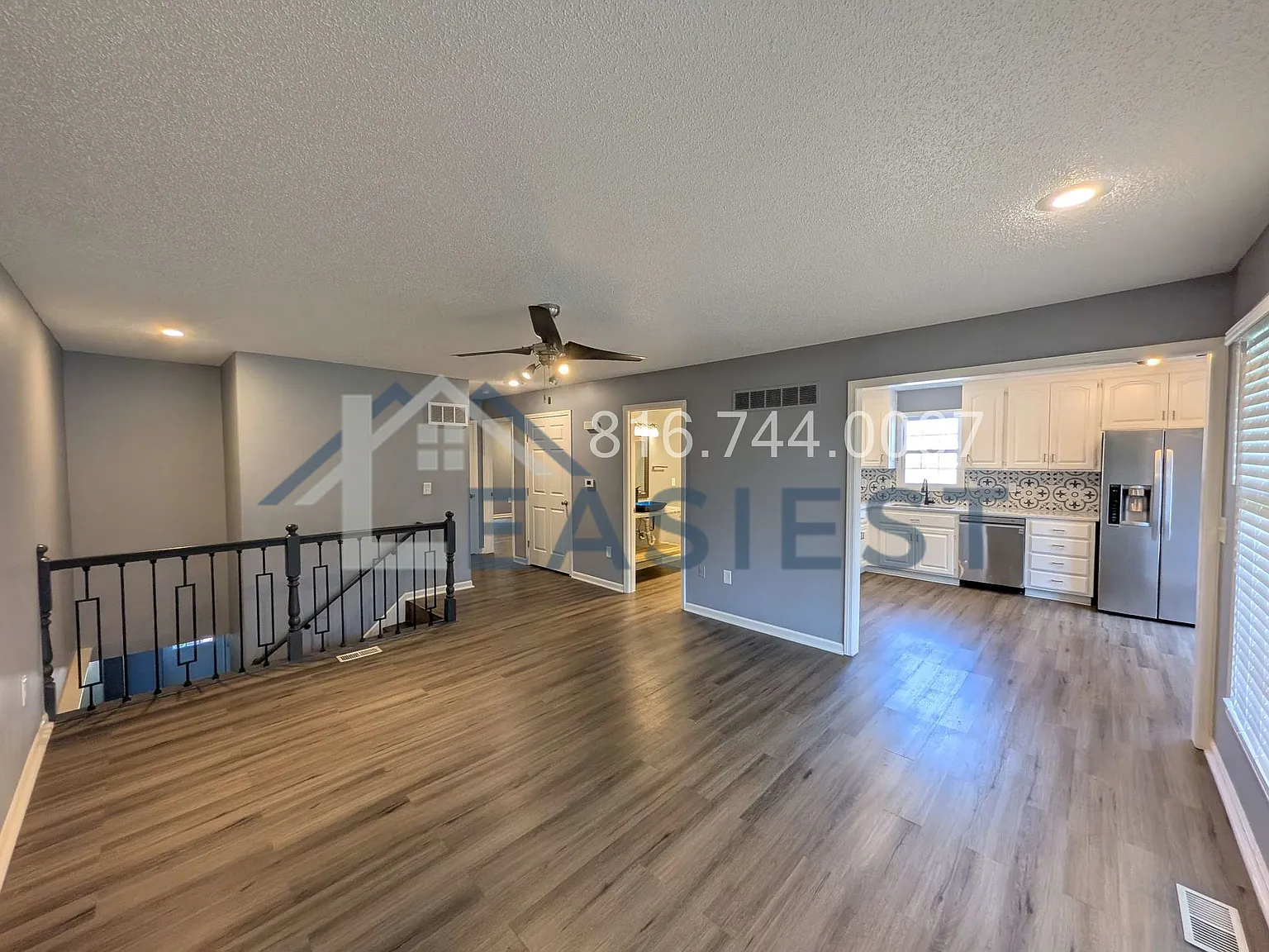 3 bed, 2.5 bath, 1700 sqft, $2,099 — Photo 2