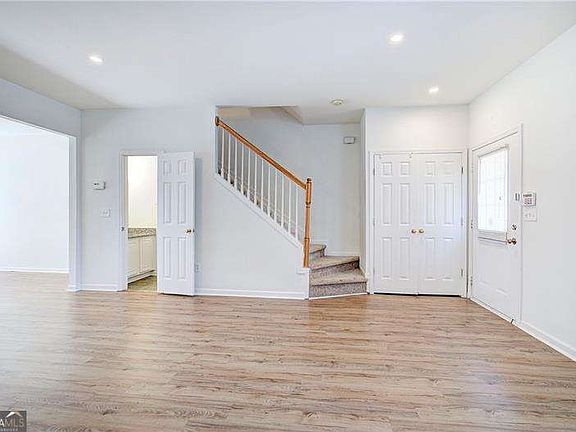5th image of 62 Highoak Dr NE Building 3
