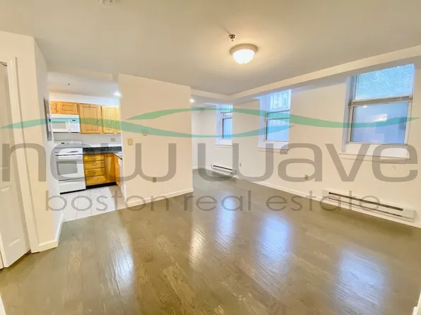 36 Queensberry St, Boston, MA