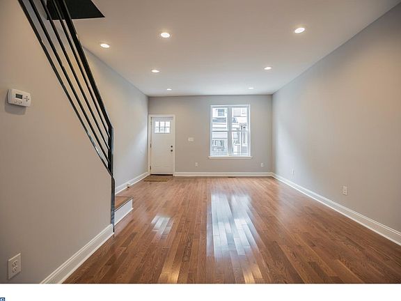 4th image of 1519 N Hollywood St