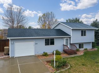 2155 Meadow Ln, Rapid City, SD 57703