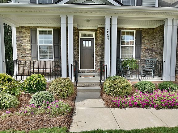 2nd image of 2209 Chapel Gate Dr
