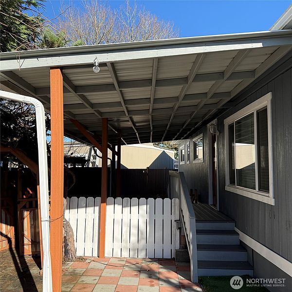 3rd image of 4040 Auburn way S #16