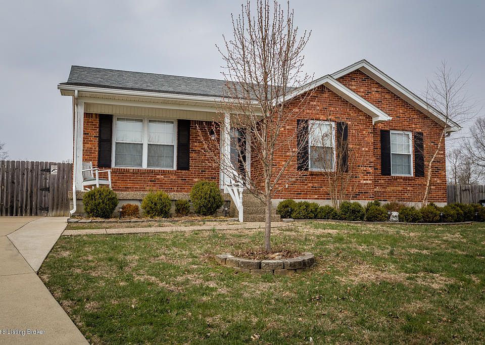 1st image of 126 River Trace Ct