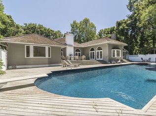 15 Wagon Ln, East Hampton, NY 11937