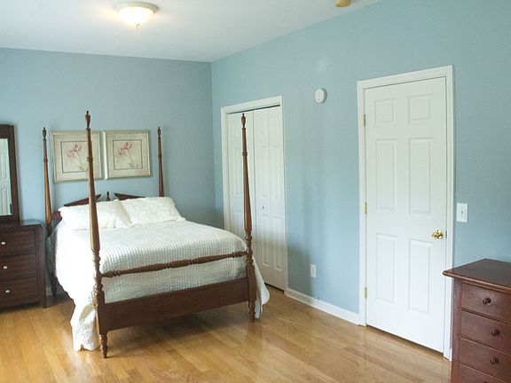 Bedroom with 3 closets