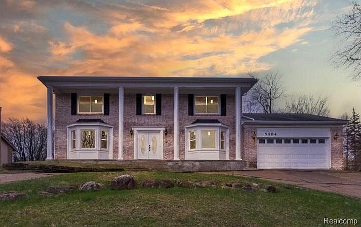 1st image of 5394 Pond Bluff Dr