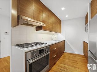 169 N 10th St #2C, Brooklyn, NY 11211