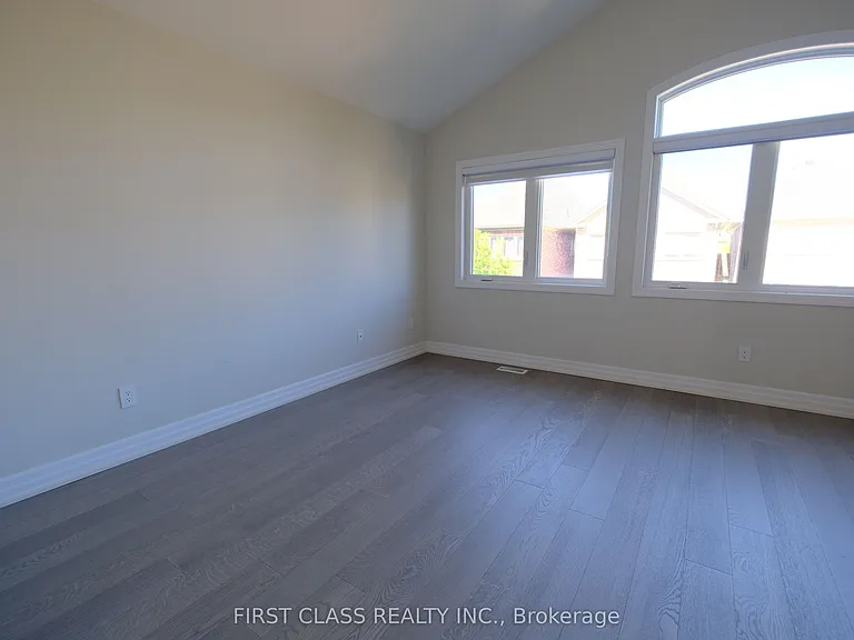 11 Claudview St — Photo 11