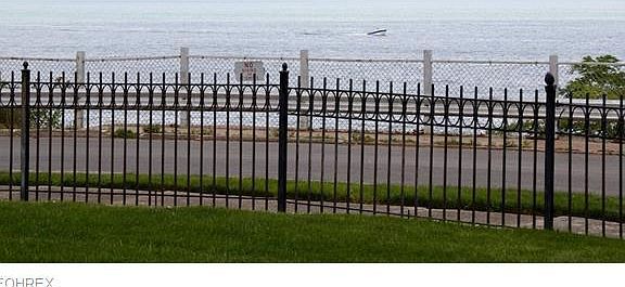 3rd image of 5 Coveland Dr