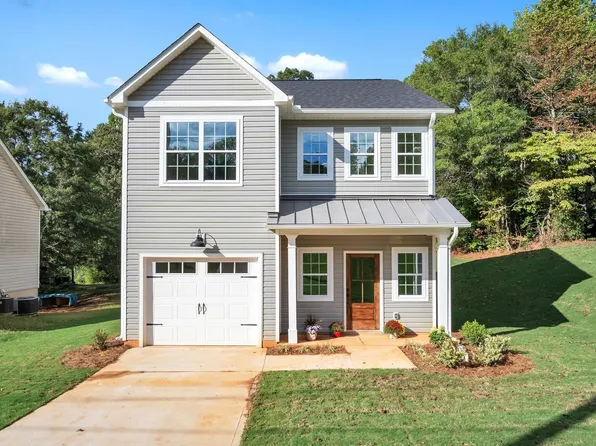 310 W Caroline St, Greenville, SC 29611