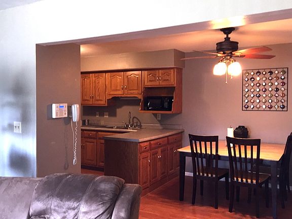 4th image of 1401 N Rock Run Dr APT D