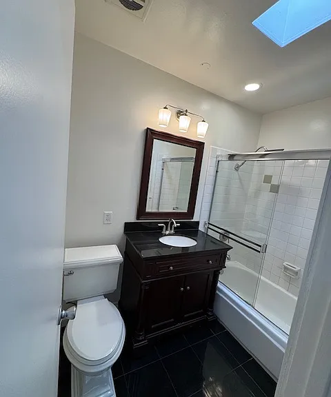 11035 Kittridge St #151 — Photo 11