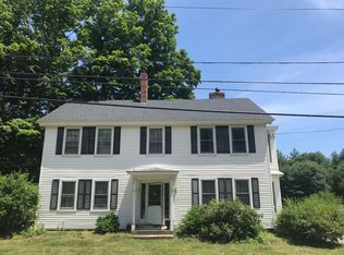 16 Elm St, Pepperell, MA 01463