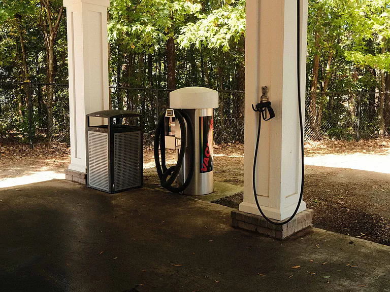 Magnolia Commons Car Wash Area