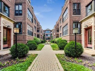 741 W Cornelia Ave APT N1, Chicago, IL 60657