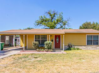223 E Ackard Pl, San Antonio, TX 78221