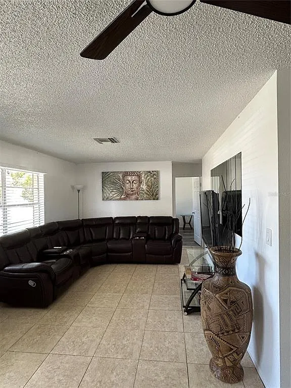 2 bed, 2.0 bath, 1312 sqft, $1,700 — Photo 3