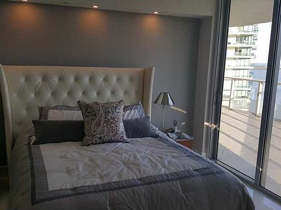 5th image of 1300 Brickell Bay Dr APT 2703