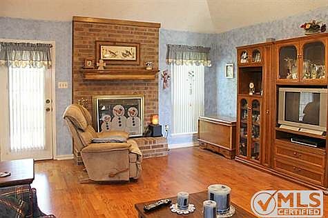 2nd image of 3526 Mistletoe Ct