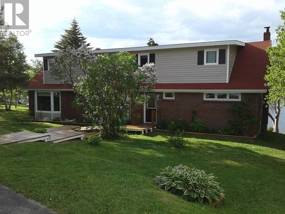 1st image of 12 Smith Pl