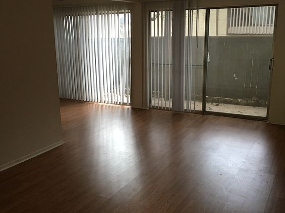 4th image of 2124 Burton Dr APT 111