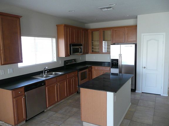 Kitchen 3