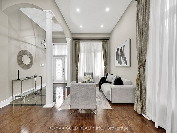 5th image of 120 Watsonbrook Dr