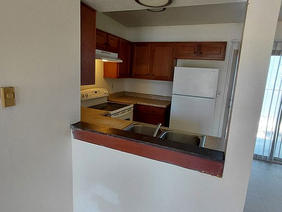 4th image of 1301 E Drexel Rd APT 103