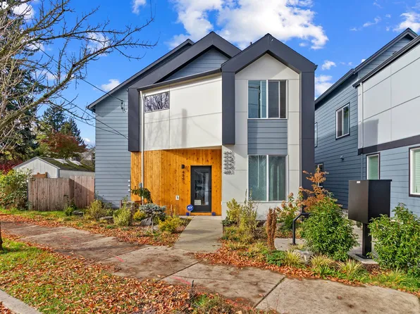4851 NE Cully Blvd #6, Portland, OR 97218