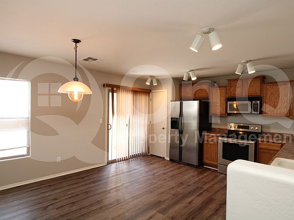 2nd image of 1286 W Roosevelt Ave