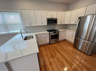 122 Cross St #1, Somerville, MA 02145