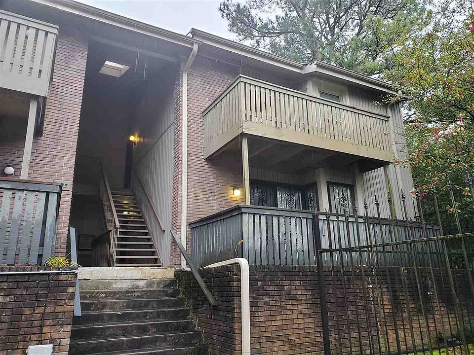1st image of 875 Creekside Dr #401