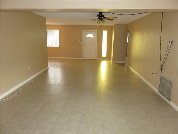 3rd image of 8550 NW 15th St