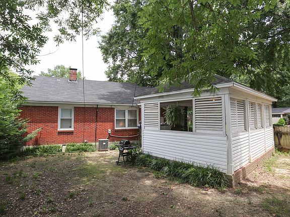 3rd image of 4447 Leatherwood Ave
