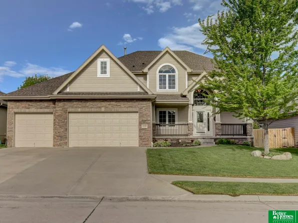 12108 S 49th St, Papillion, NE 68133