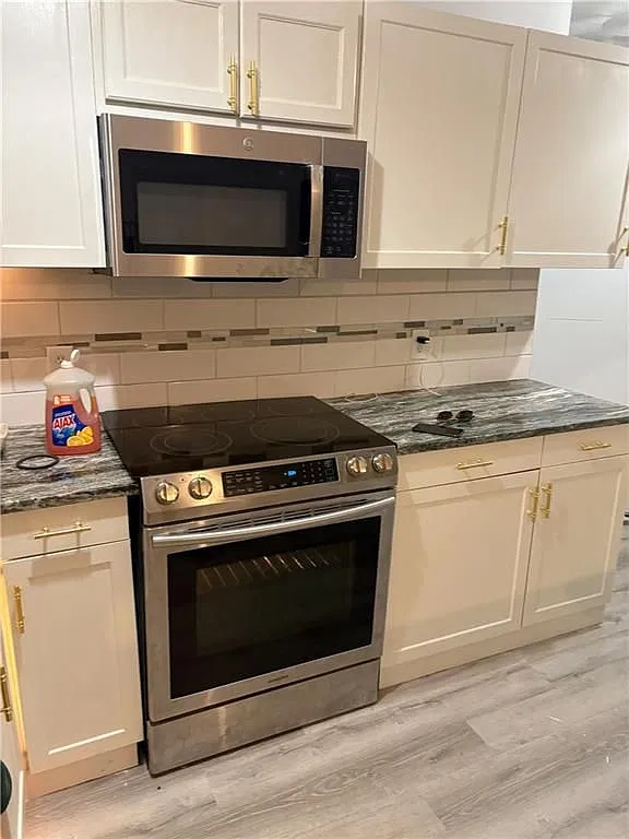 2 bed, 1.0 bath, 600 sqft, $2,500 — Photo 4