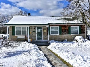 186 N Ethel Ave, Hawthorne Boro, NJ 07506