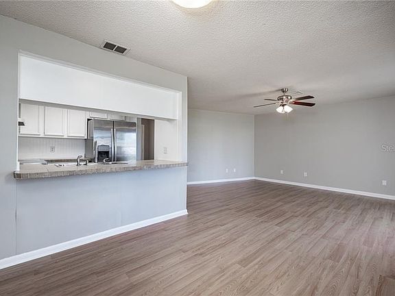 4th image of 2748 Martha Ln