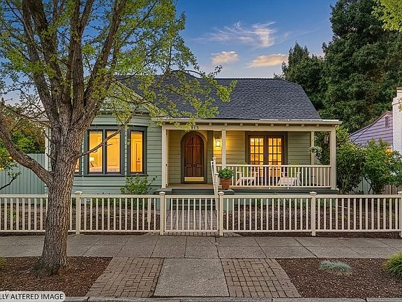 3rd image of 915 St Helena Avenue