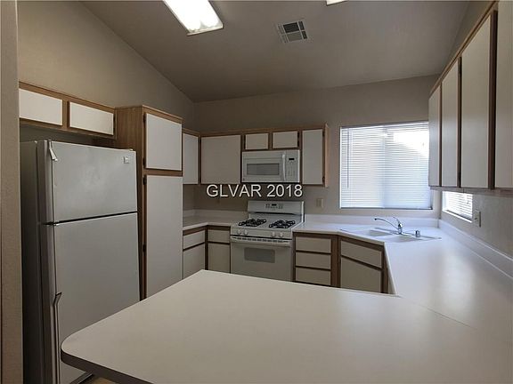 5th image of 1429 Padre Bay Dr