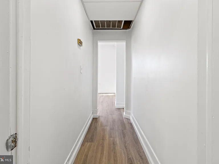 1602 S Broad St #3 — Photo 12