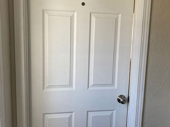 5th image of 53 Bennington Dr #1