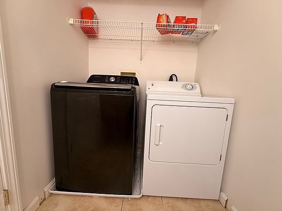 5th image of 190 Summer St Unit 404