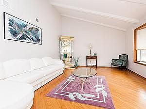 3rd image of 2958 Sunnyside Ave