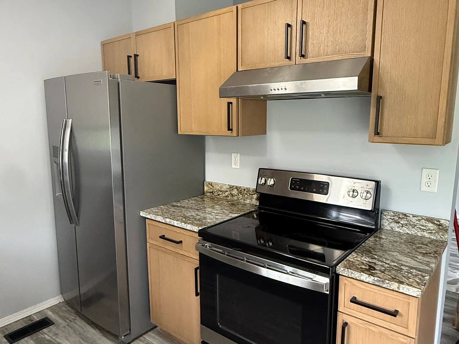 2 bed, 811 sqft, $1,800 — Photo 3